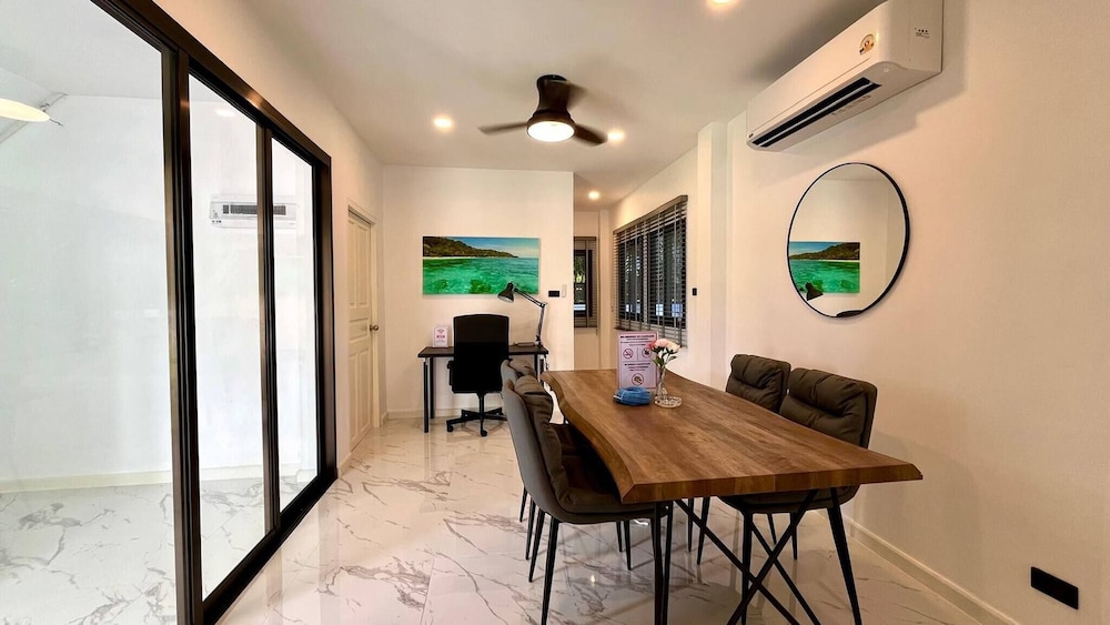Khaolak Pool Villa With 3 Bedrooms