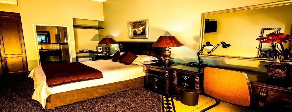 Caesars Guesthouse & Conference Centre