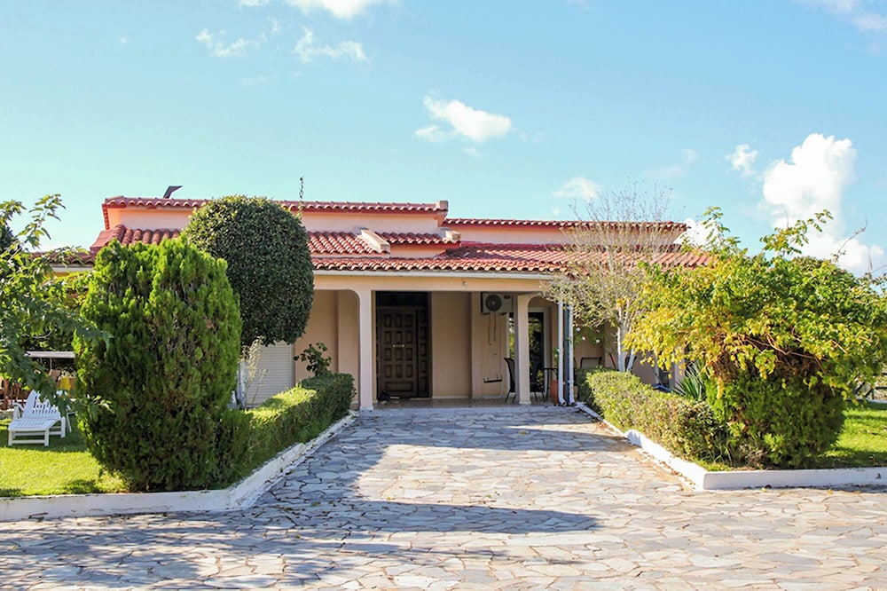 Country House Filippos - Private Garden Escape