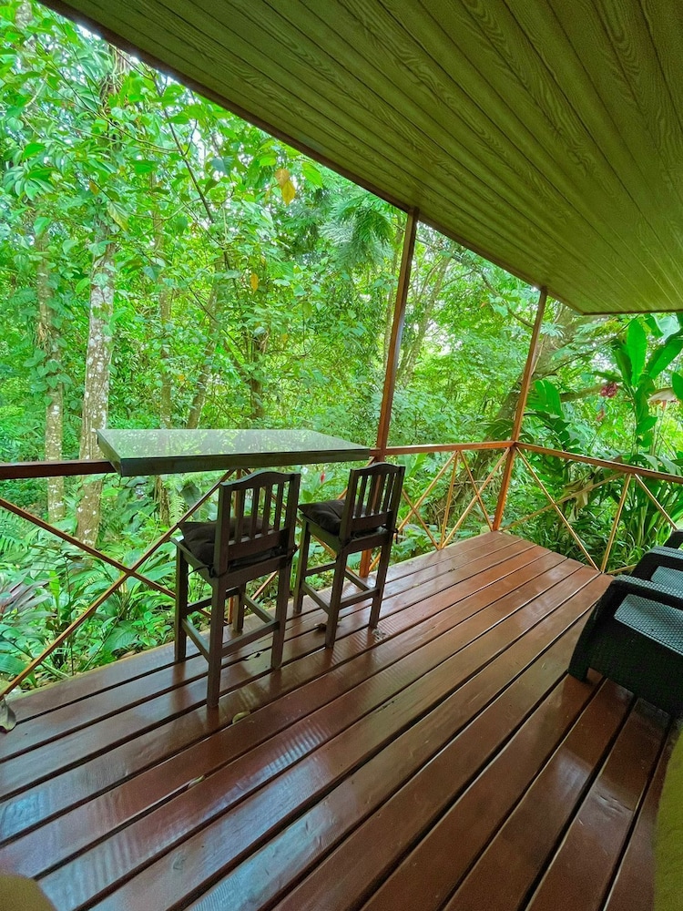 Cabañas El Bosque del Arenal