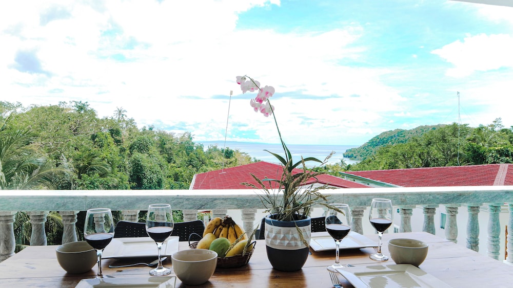 Tablas Seaview Homestay