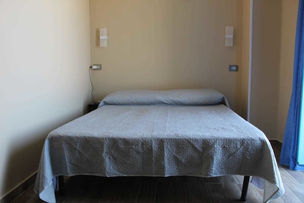 Sea Side Rooms photo 5