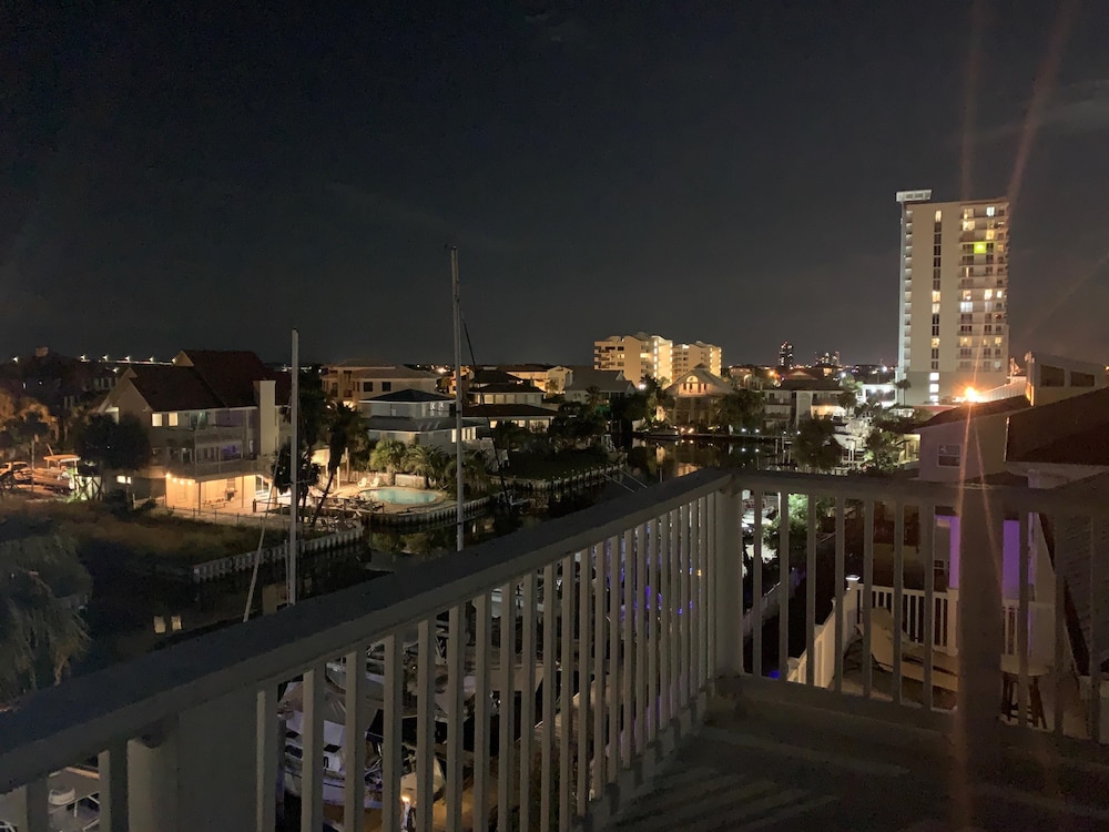 The Gulfview Grandeur
