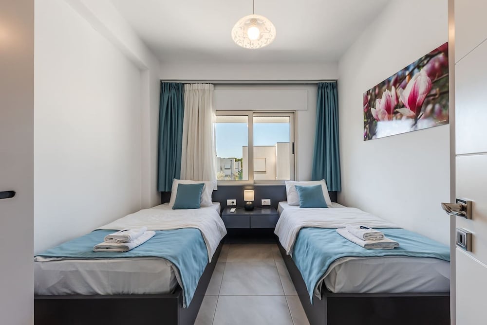 Tranquil Apartment With Pool Access - Manjola