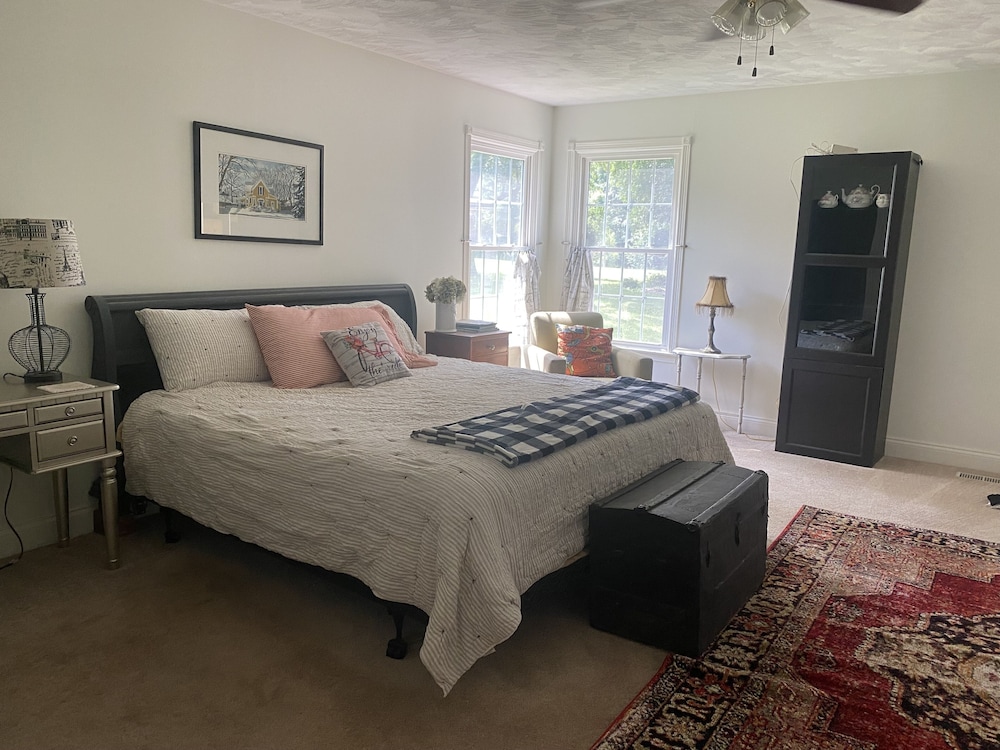 Bloomington Vacations - 3547 Pleasant Run Rd - Property Image 2