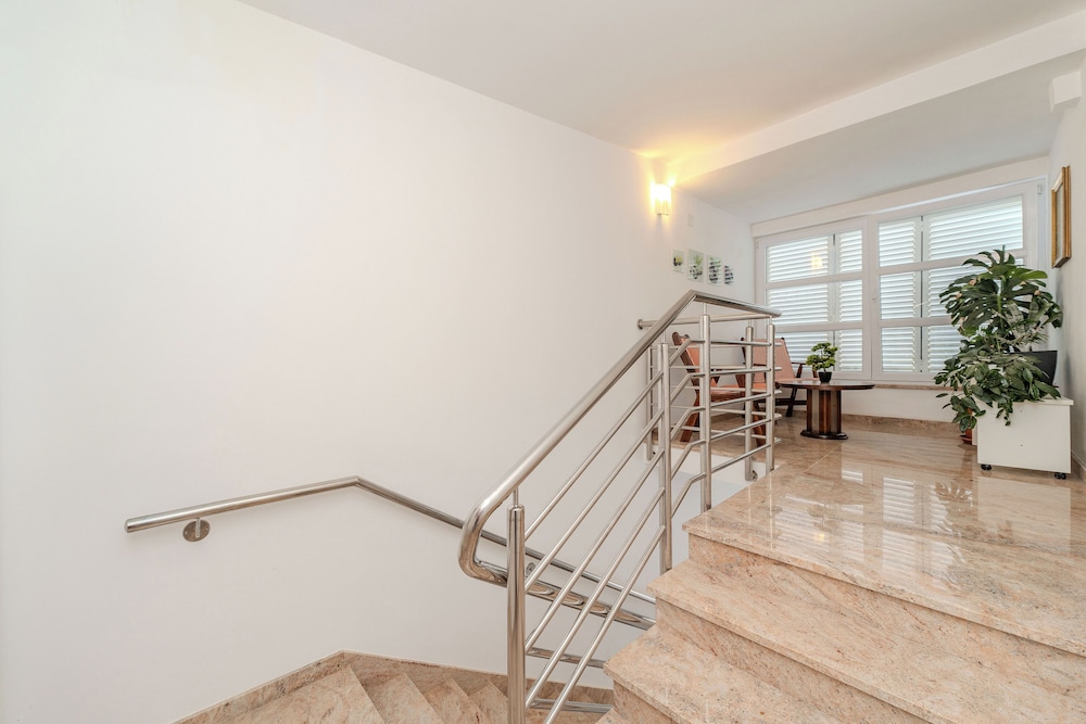 Apartments Grbic