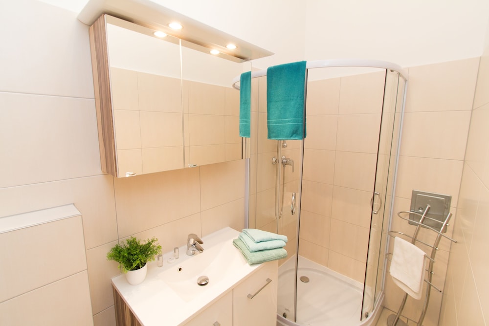 Apartment Diefenbachgasse