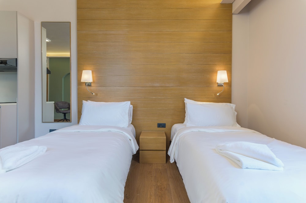 Jounieh Living - Residences by Local Host