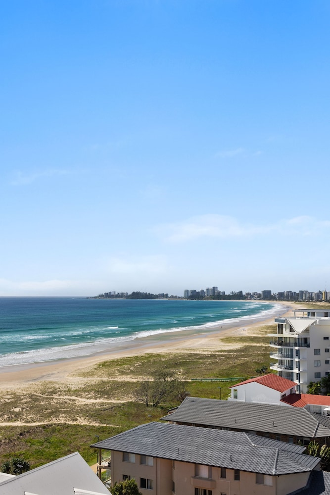 Bilinga Beachfront Luxury at Lana