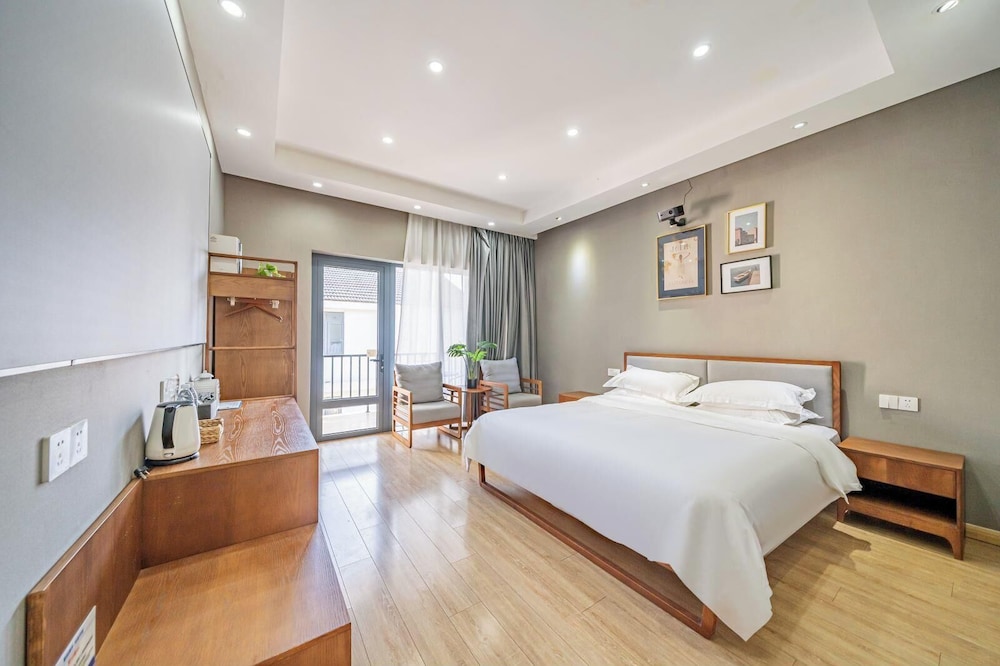 Yinshu Lunas Vila Courtyard Garden Resort Hotel (Shanghai International Tourism Resort Branch)