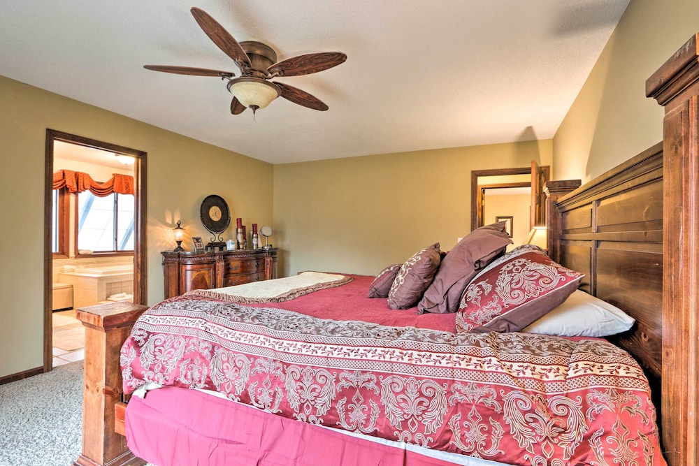 Spacious Home w/ Pond 13 Mi to Columbia! - Property Image 24