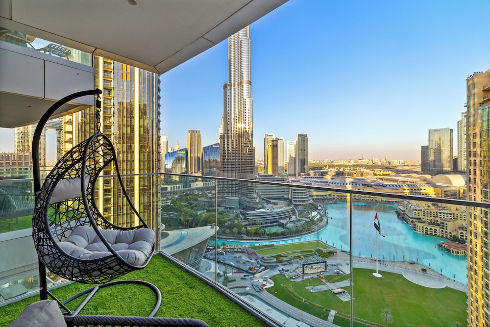 Roomszy Residences - Opera Grand