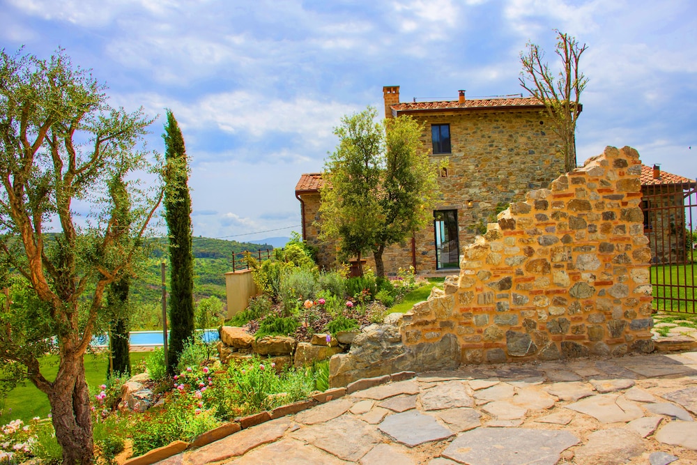 Wonderful Private Villa With Pool in Riparbella view 5