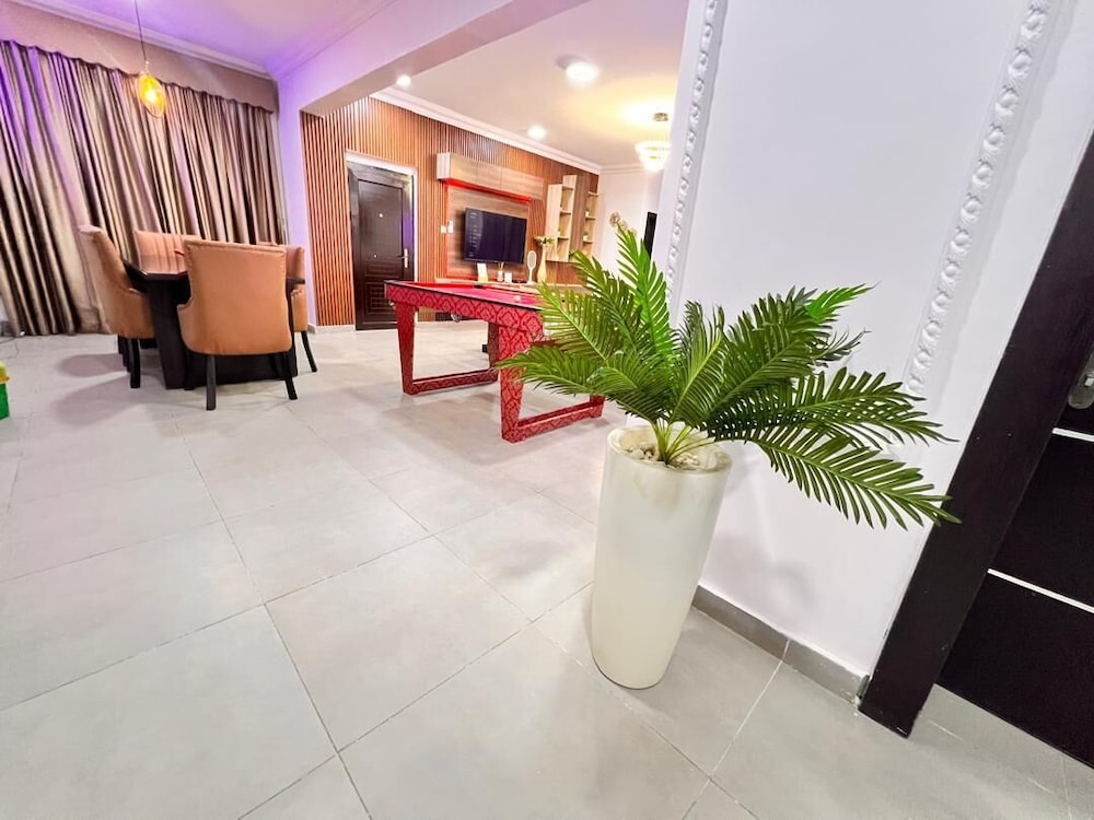 Service Apartment Hub