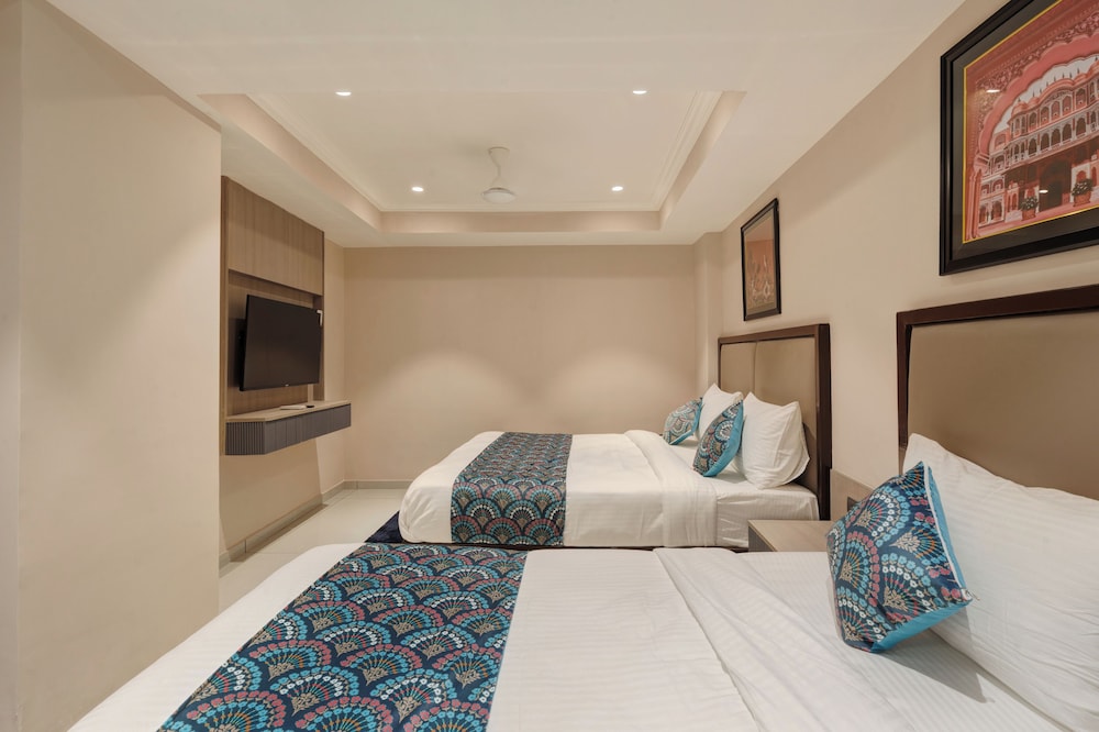 Hotel Royal Time