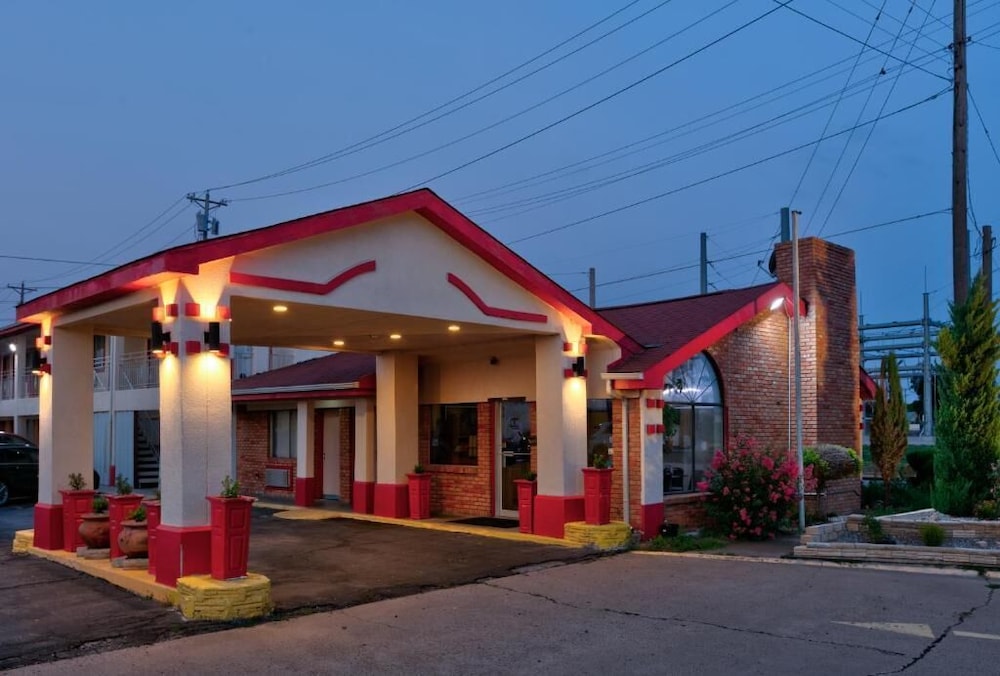 Red River Inn