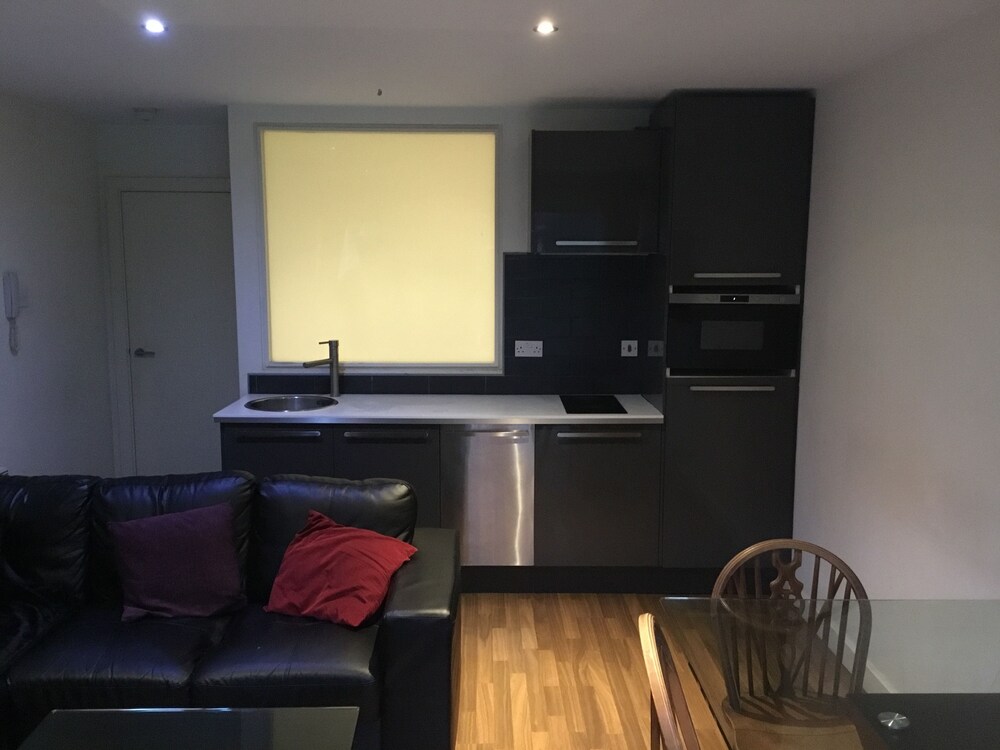 Whitworth Street Apartments