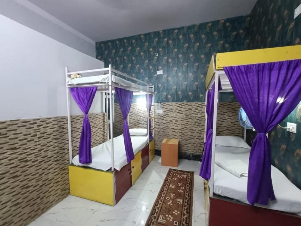 Mohit Paying Guest house