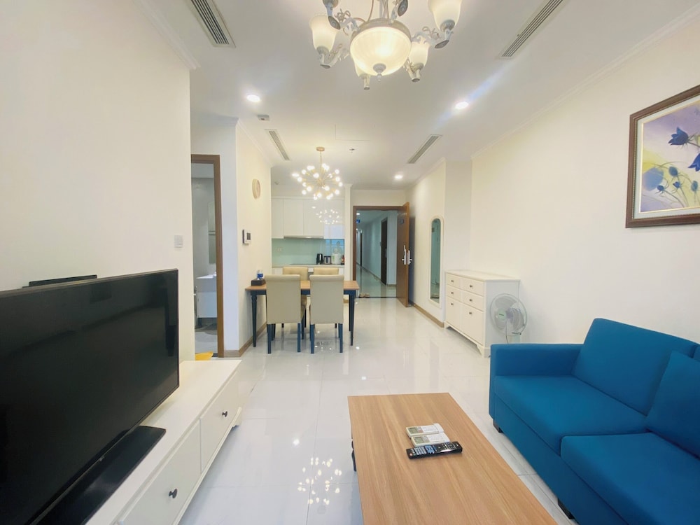 The Aquamarine Landmark Suites - Poolside Access at L4B