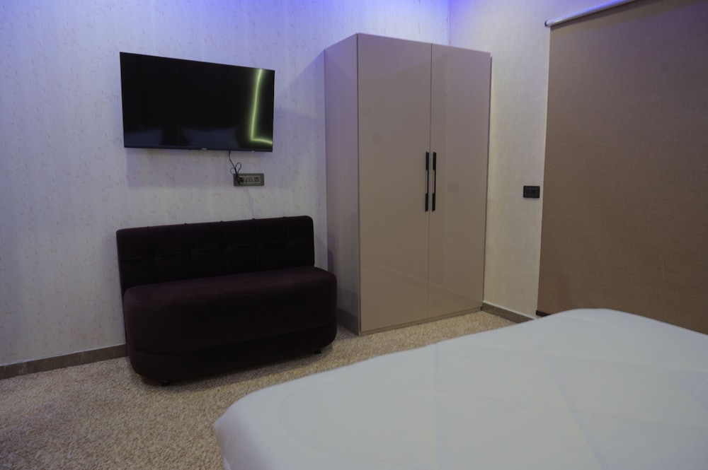 HOTEL MAATAR CHHAAYA