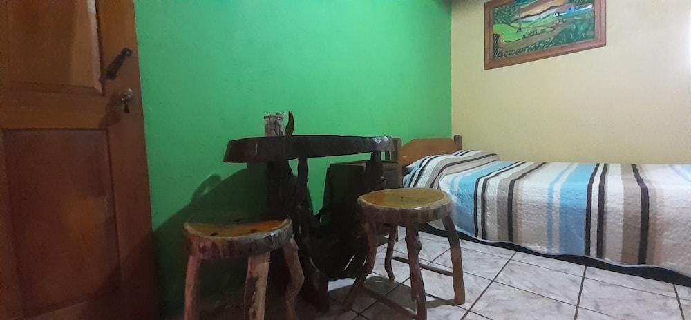 Hostel La Suerte