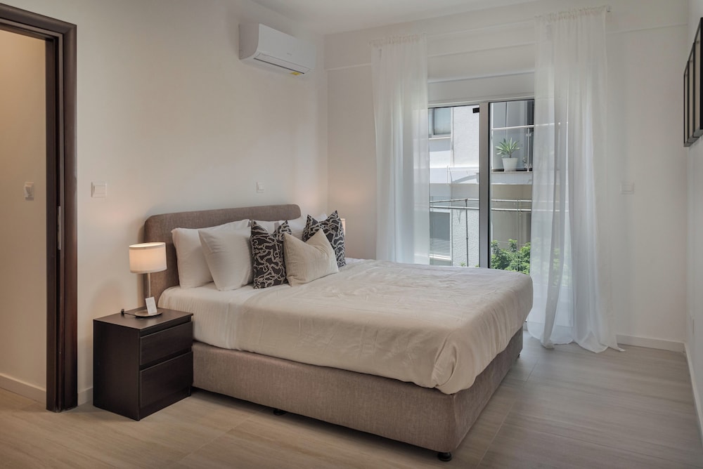 Phaedrus Living: Travertine Residences 101