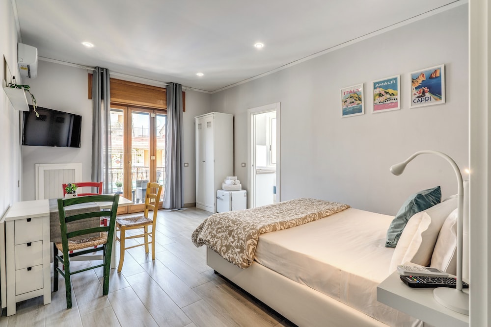 Marmolo Room