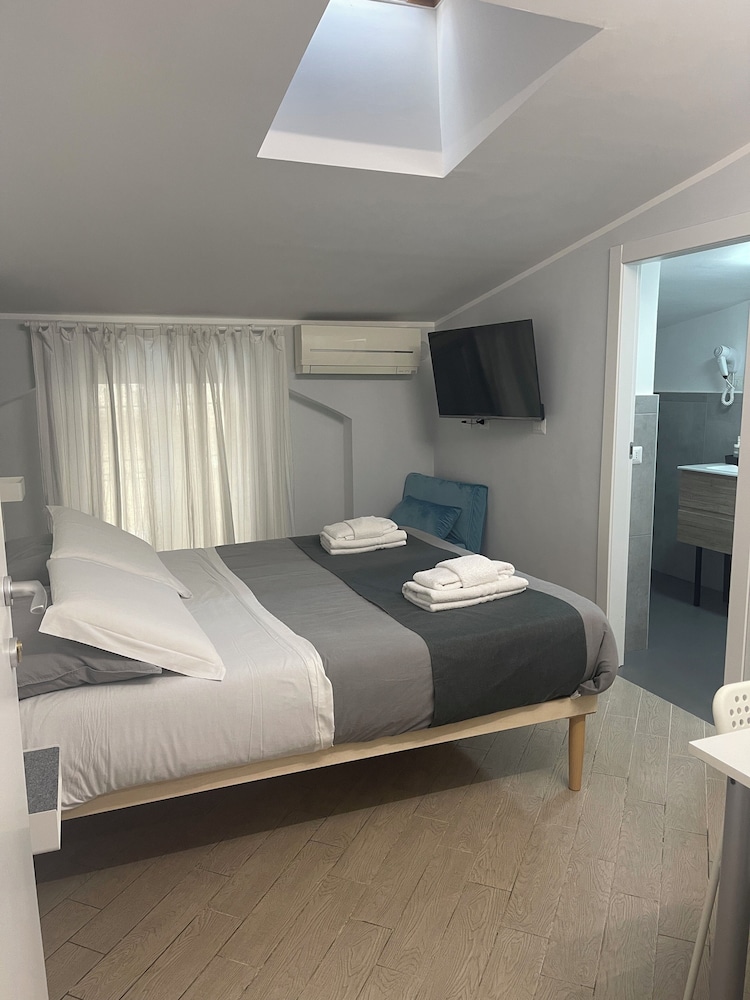 Central Suite 57