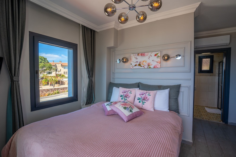 Adaline Cunda Otel