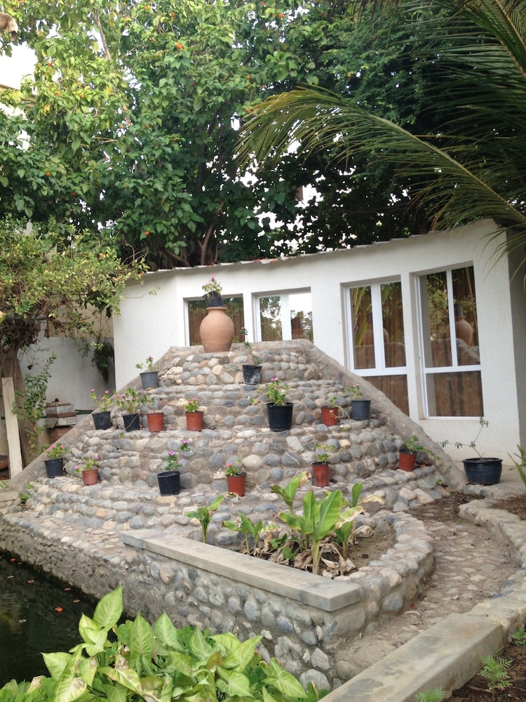 Garden Roomz Oman