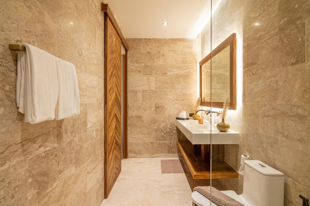 1Bedroom Villa Close to Fisherman KBR27