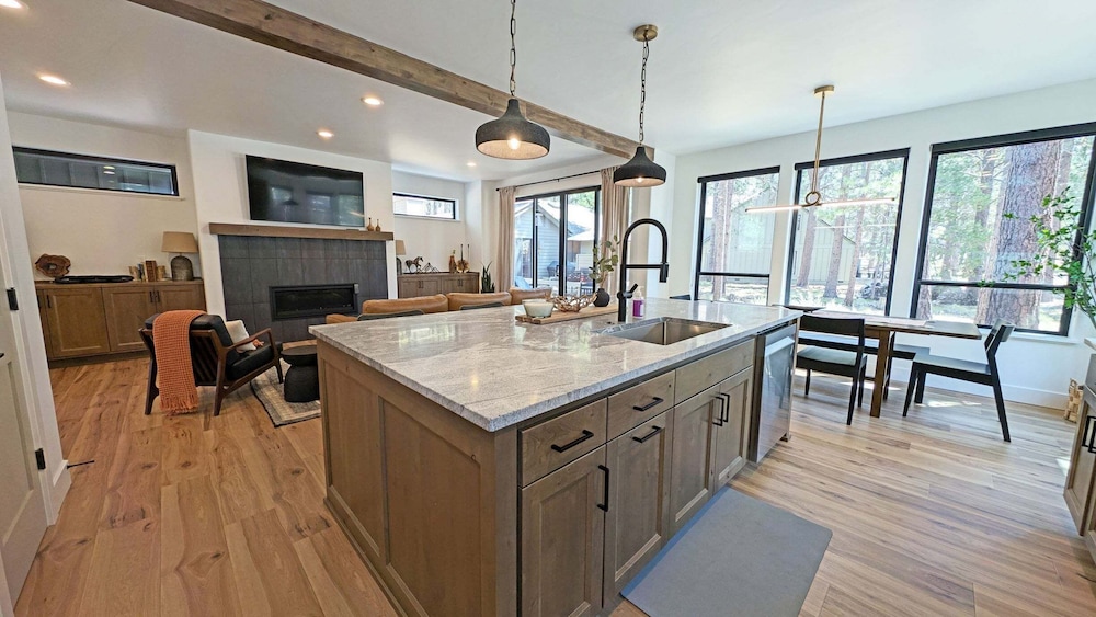 Pine Mountain 6 4 Bedroom Home