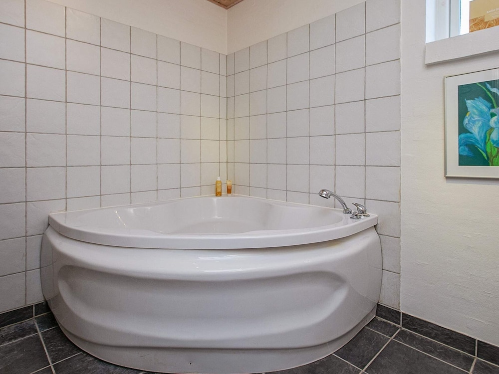 6 Person Holiday Home in Karrebaeksminde view 2