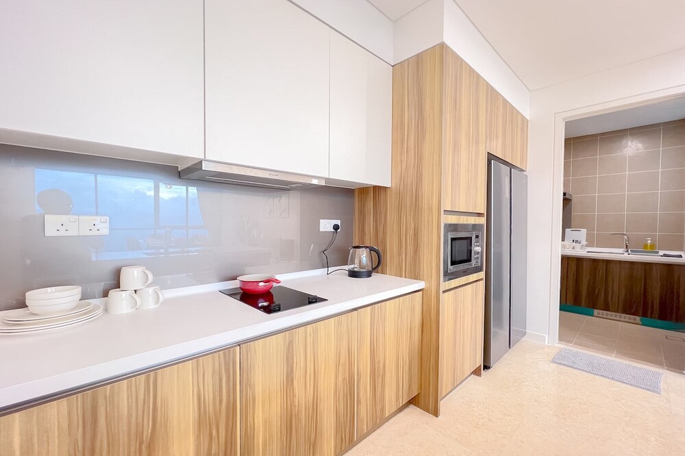 Neu Suites Horizon View Apartments