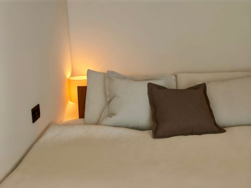 Casa Anna in Milano With 1 Bedrooms and 1 Bathrooms