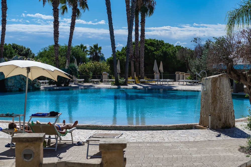 Eden Resort Country & Spa