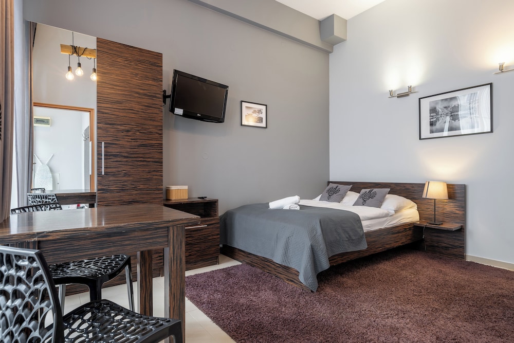 RentPlanet - Apartamenty Brzozowa