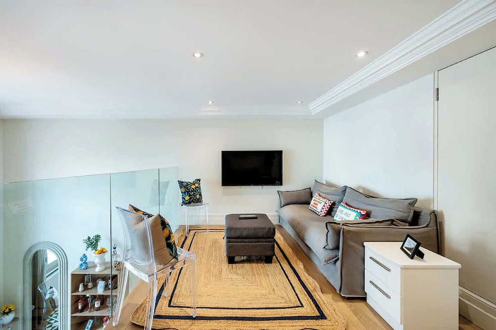 The Paddington Mews-by Out of Office Lifestyle