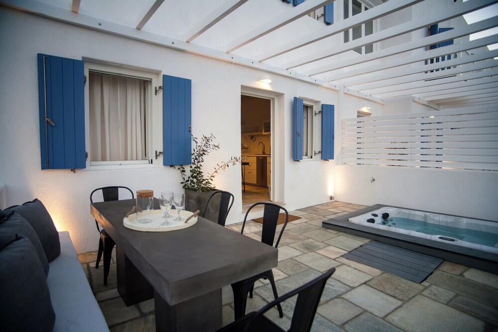 Kalypso Villas