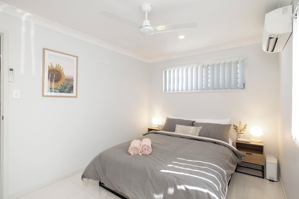 Smart Suites Self Check-in Apartments - 39A Freney