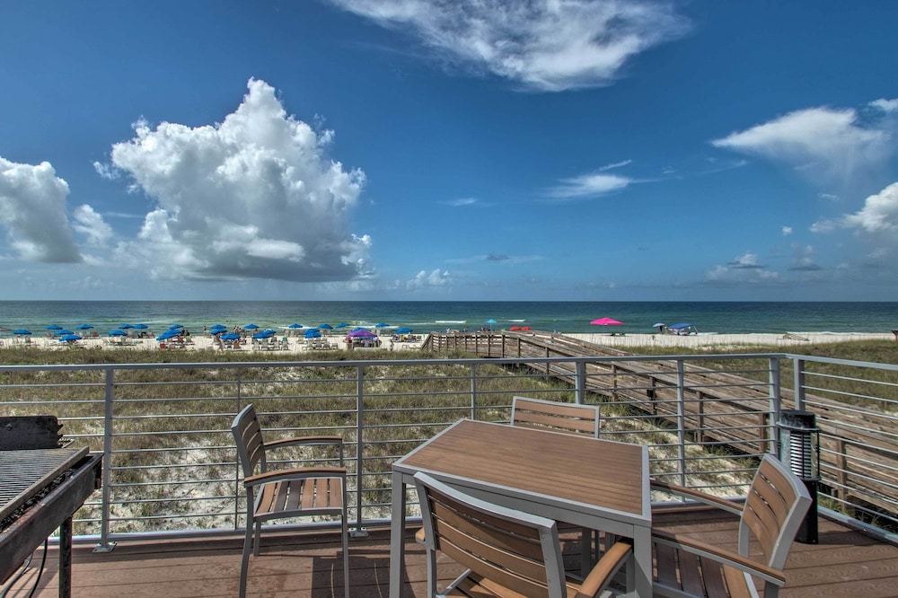 Pensacola Resort Escape: Steps to Beach Club! view 5