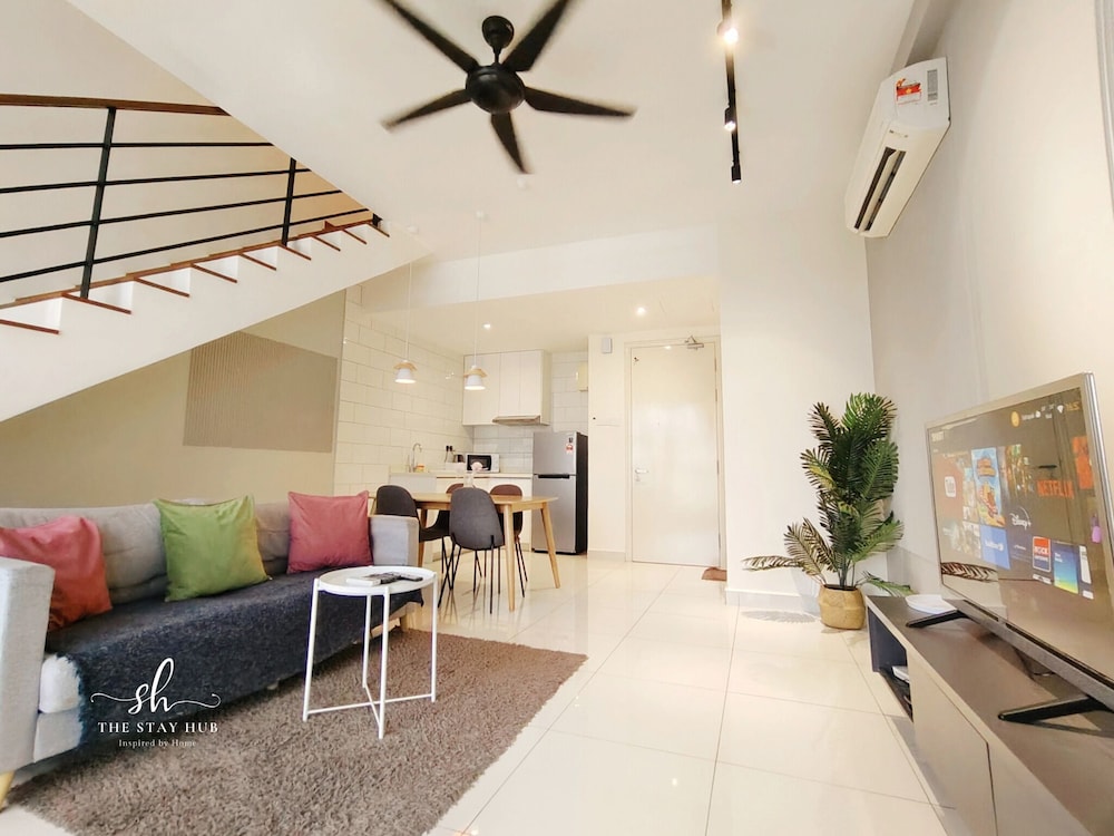 Arte Mont Kiara Luxury Suite by Stay Hub