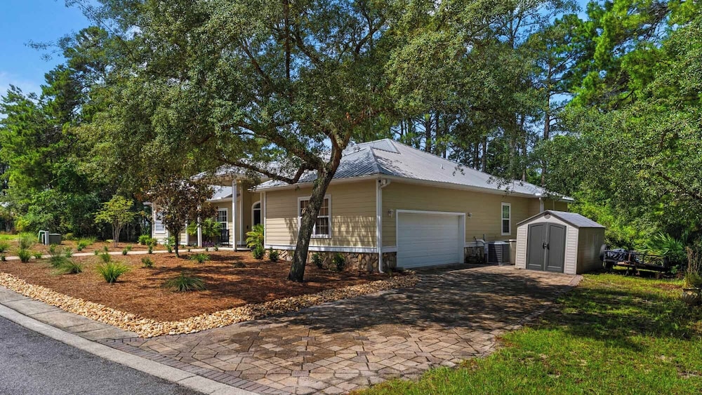 Seacrest 4BR w/ Private Heated Pool + Beach Access & Dolphin Cruise Ticket!