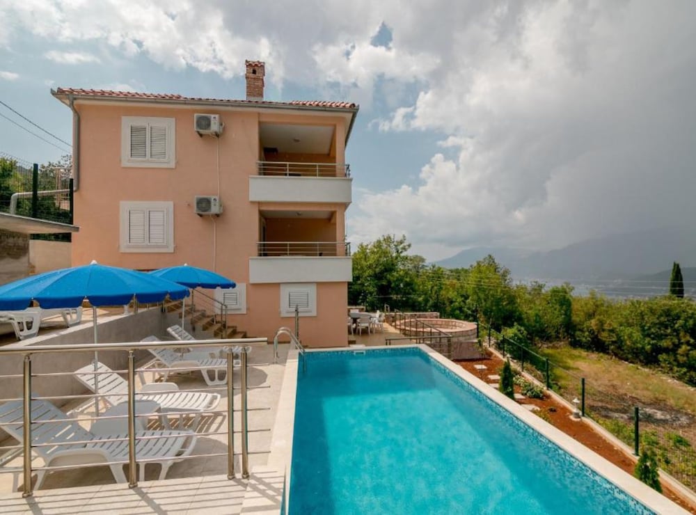 Tranquil Retreat With Private Pool in Lustica Bay