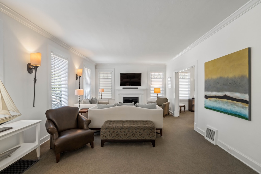 BCA Furnished Apartments