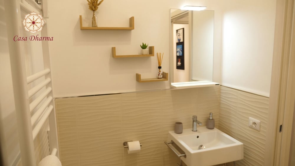Casa Dharma Guest House