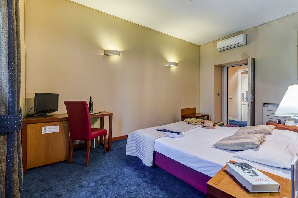 Rovati Guest House