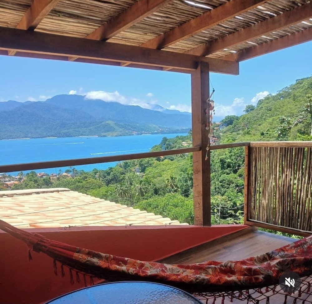 Yumi Chalés Ilhabela