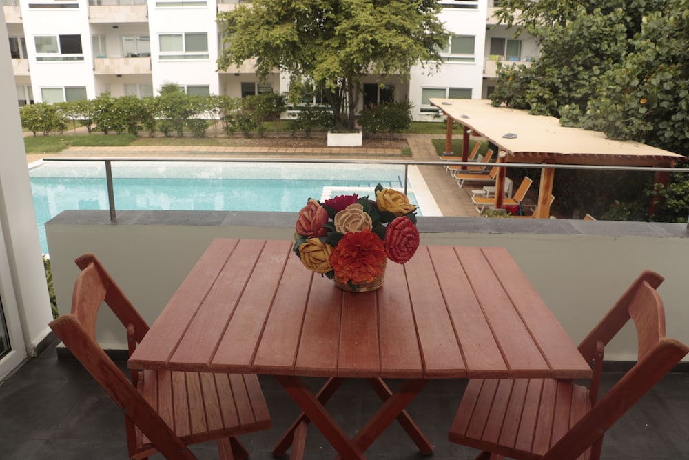 9 Bahias Condos - Property Image 4