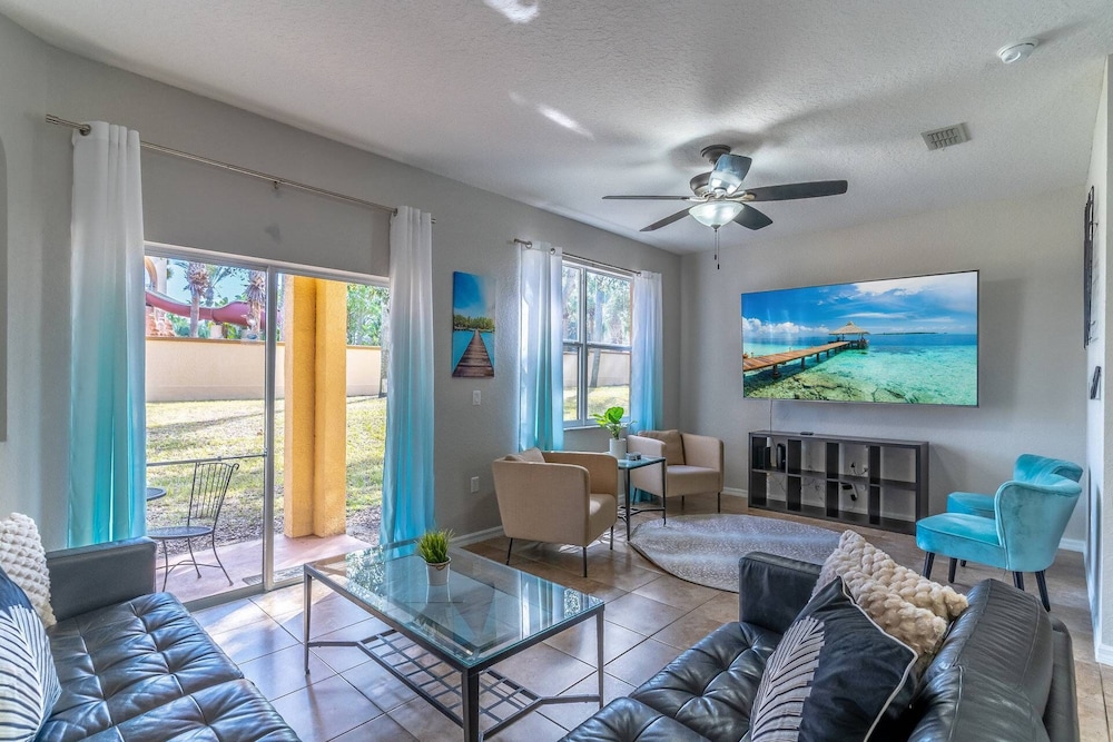 236 Regal Palms